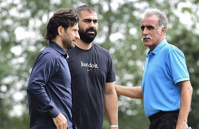 محمد احمدزاده مربی استقلال را به تیم ملی پیشنهاد داد