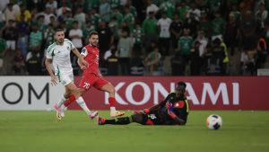 اورونوف فعلا با پرسپولیس تمدید نمی کند1