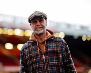 بکام و کانتونا کنار آموریم