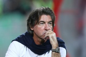 فیفادی سرخابی‌ها را متوقف کرد؛ اوسمار یا ساپینتو، کدام تیم بیشتر ضرر کرد؟2